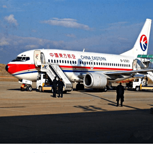 丽江机场托运航空快运业稳步发展的原因是什么？